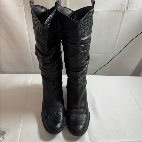 Women’s Cowboy Boots with Textured Leather and design made in Italy - Picture 1 of 12